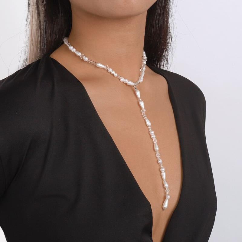 Bijou collier de poitrine perlé
