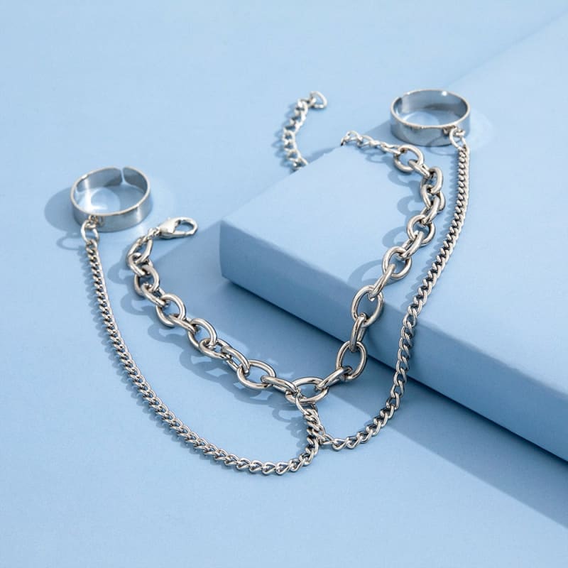 Bracelet chaine avec bague