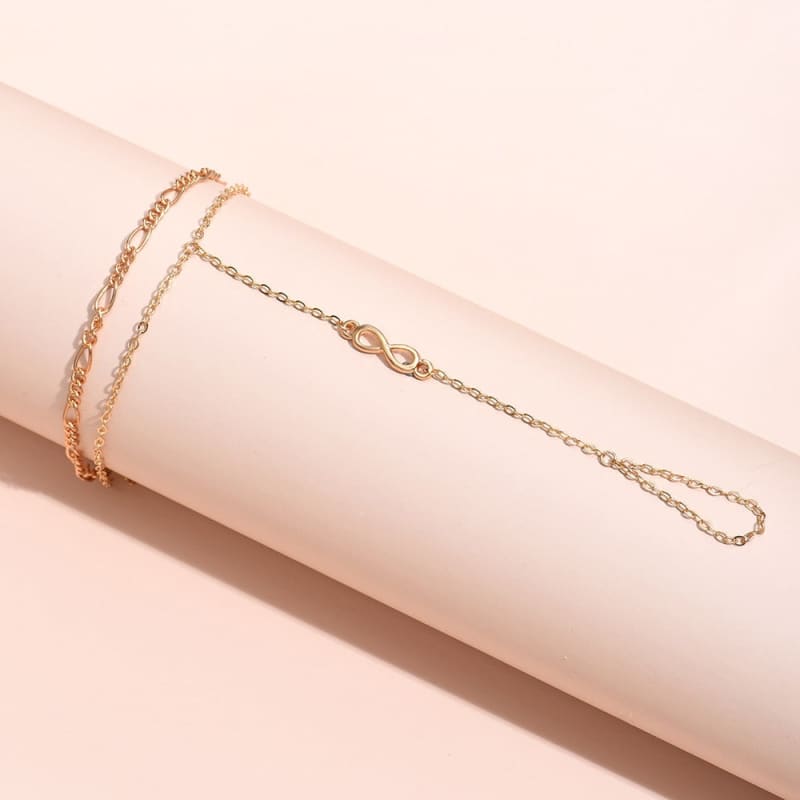 Chaine de main symbole infini