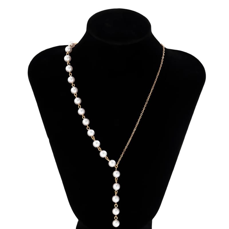 Collier chaine de poitrine avec perles