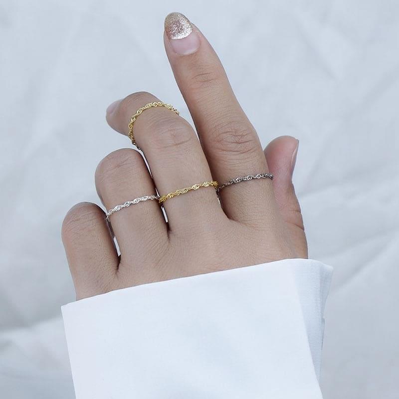 Bague chaine fine or et argent