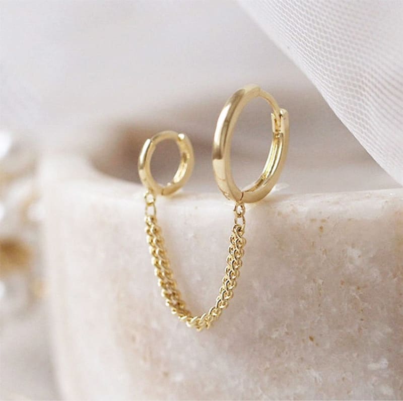 Boucle d’oreille chaine 2 trous minimaliste