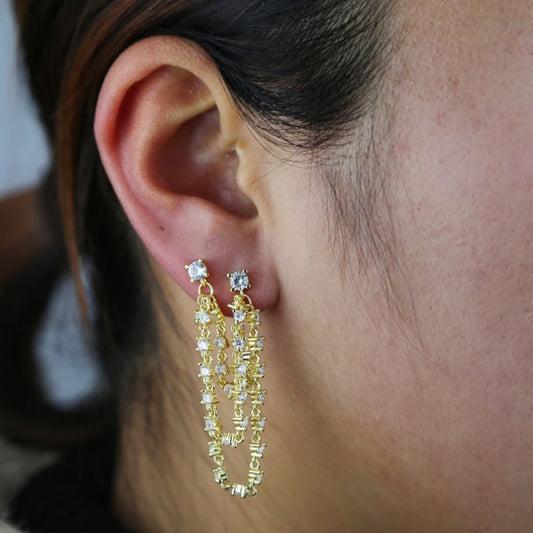 Boucle d’oreille triple chaine pendante