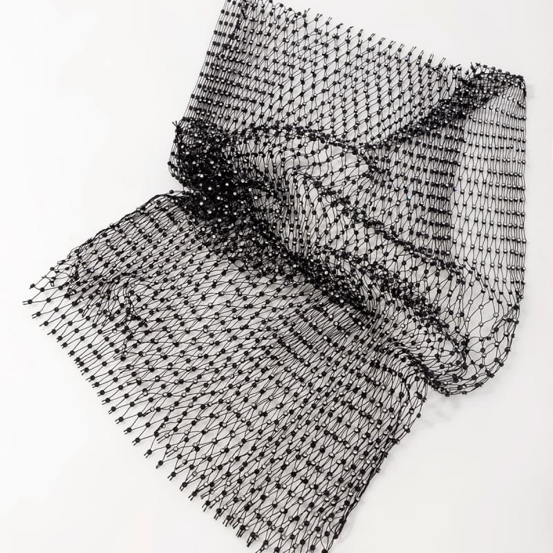 Chaine de corps en maille noir avec strass
