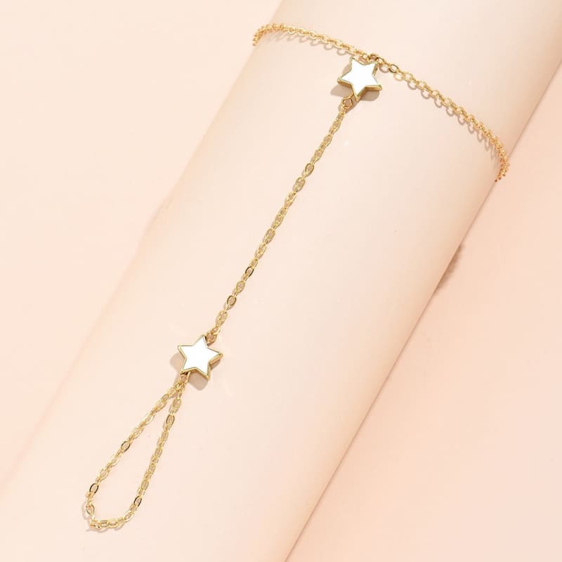 Chaine de main étoile blanche