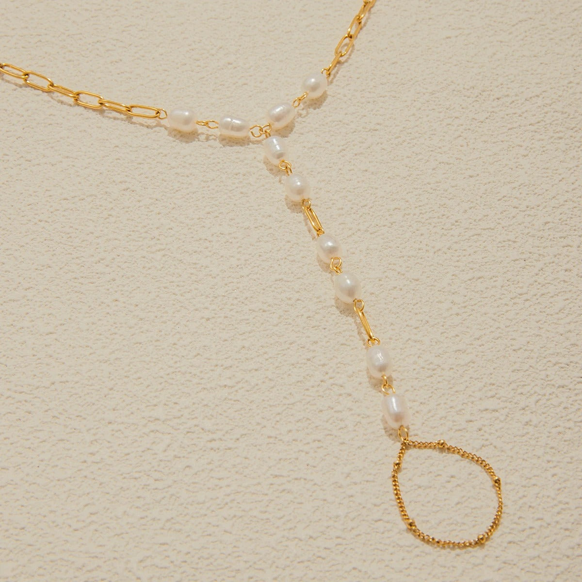 Chaine de main grosses perles