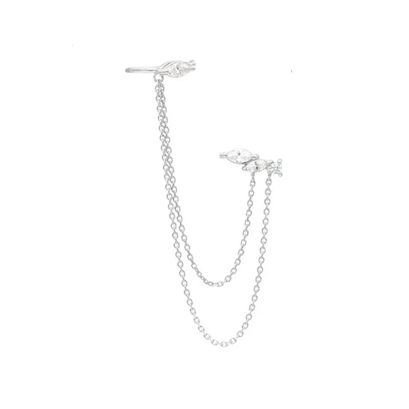 Boucle d'oreille deux trous avec clous et longue chaîne