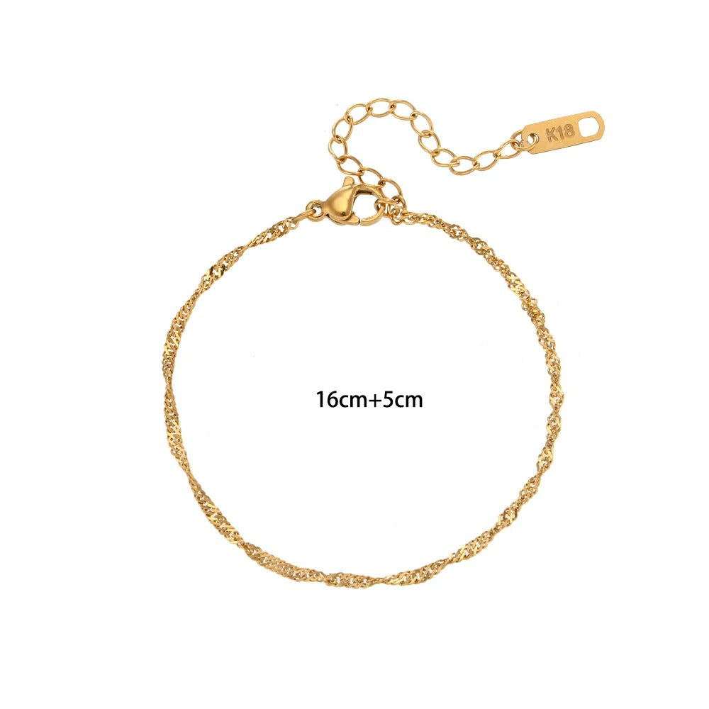Thin chain bracelet