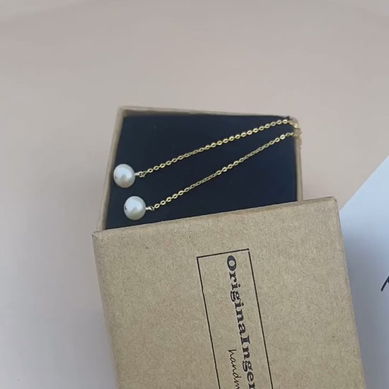 Boucle d'oreille chaine de qualité