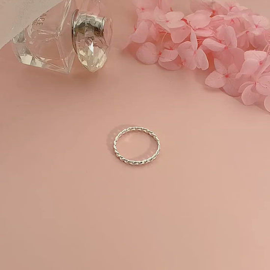 bague-chaine-or-blanc video