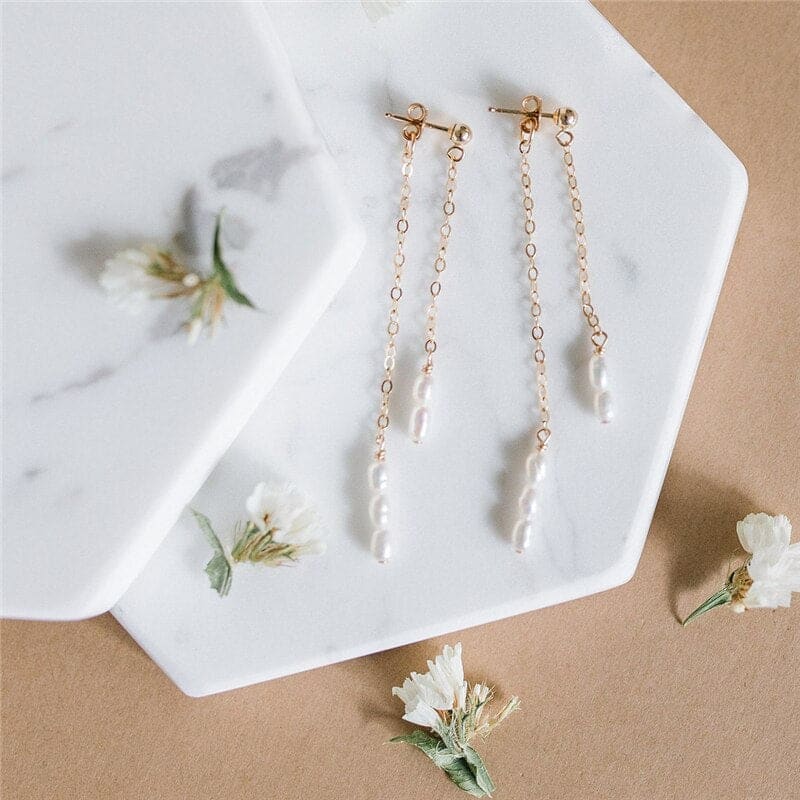 Boucle d’oreille chaine pendante en or