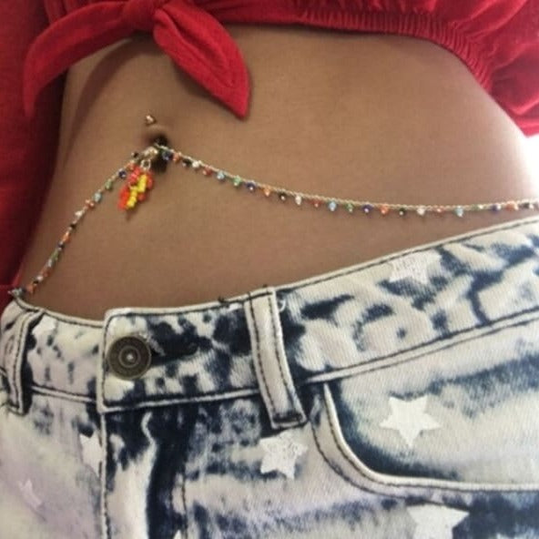 Chaine de taille nombril avec piercing fantaisie